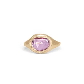 18K Signet Ring in Pink Sapphire