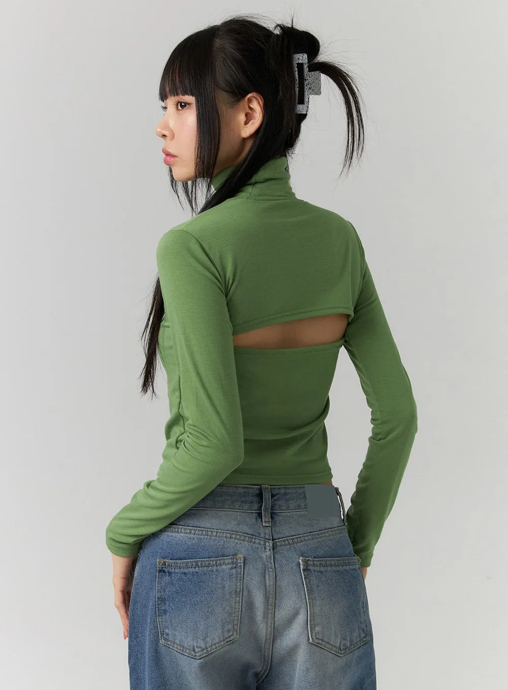 Back Slit Turtle Neck Crop Tee CD308