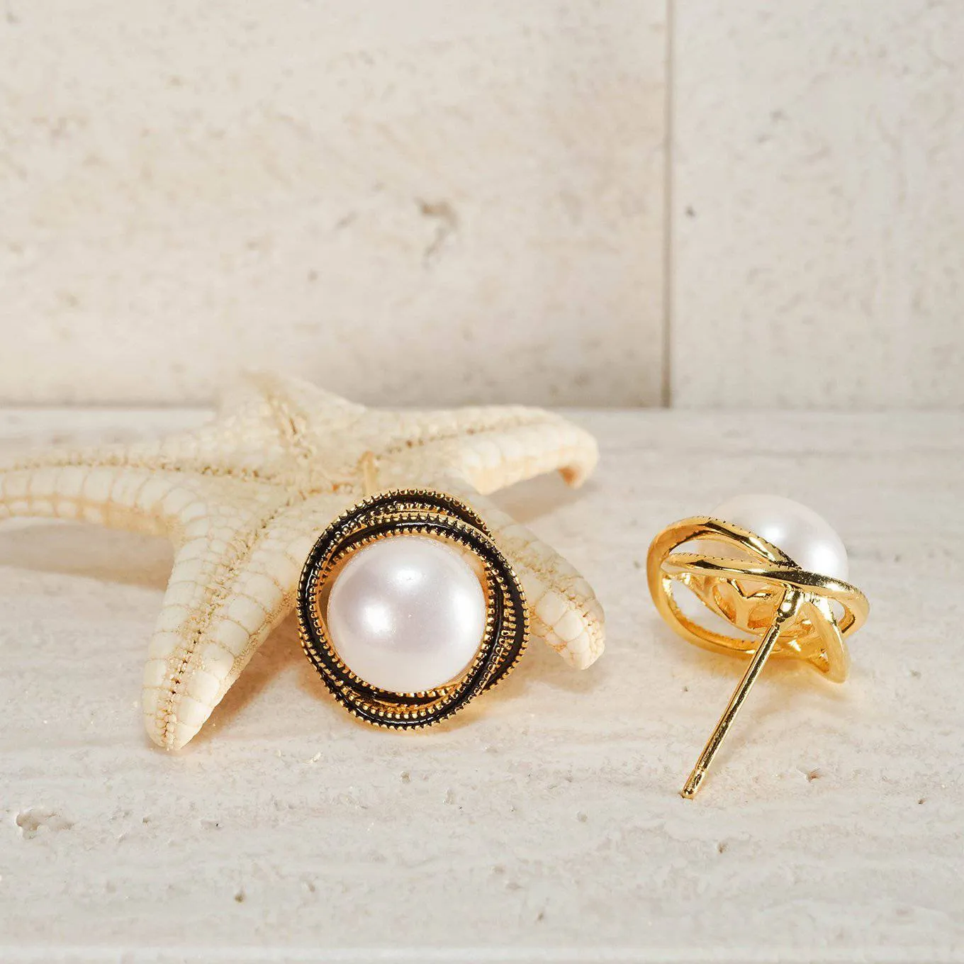 New Yorker Freshwater Pearl Earrings WE00236