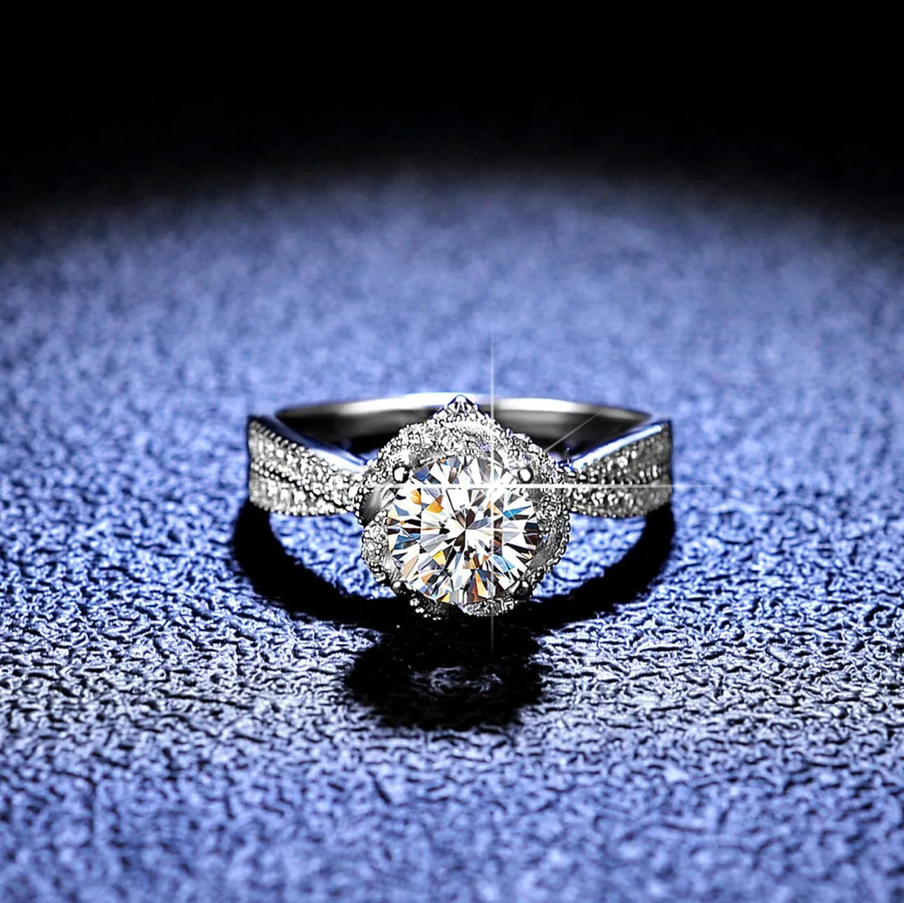 Stunning Beautiful Diamond Ring - 925 Sterling Silver