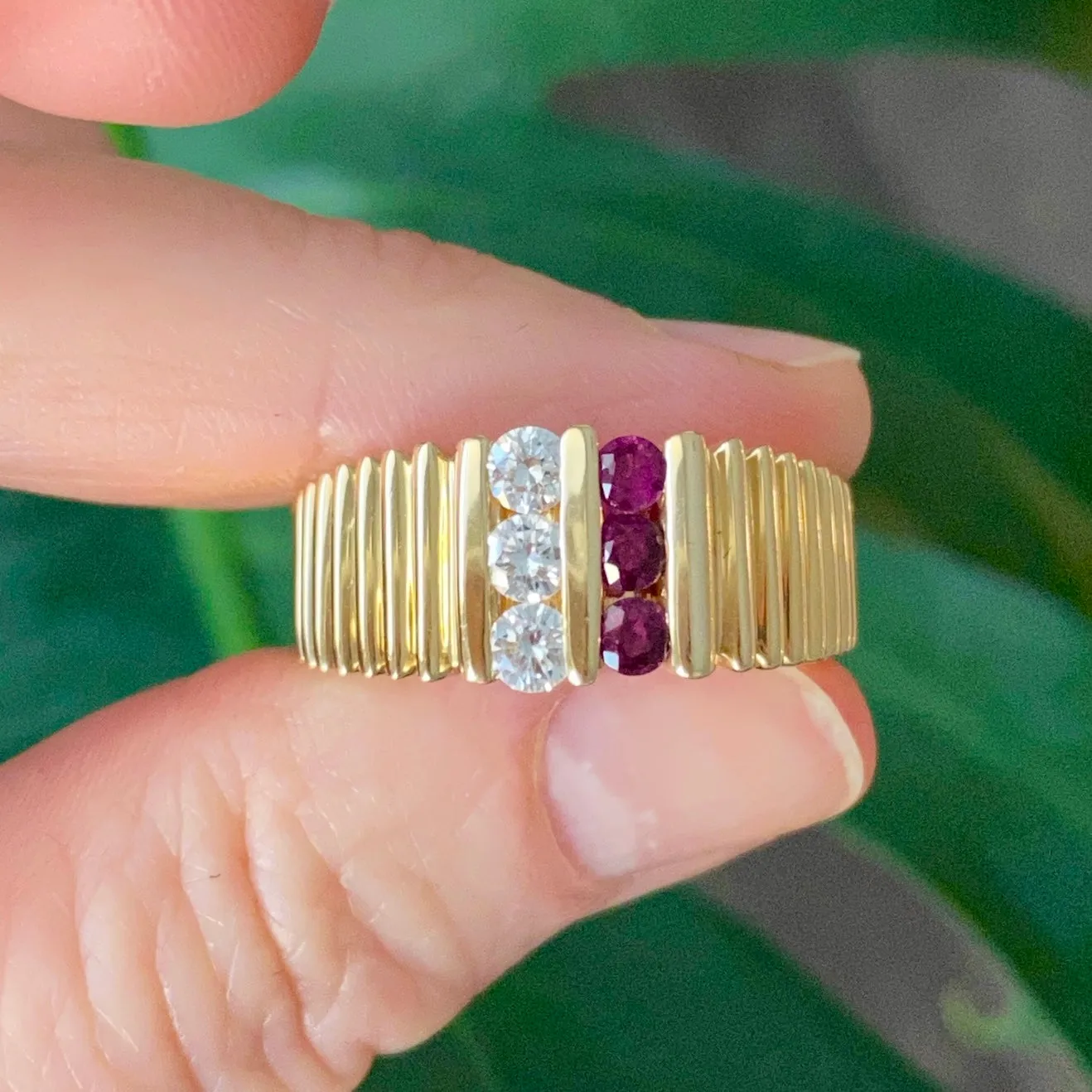 Vintage 14K Yellow Gold Ruby & Diamond Ring Size 10.25